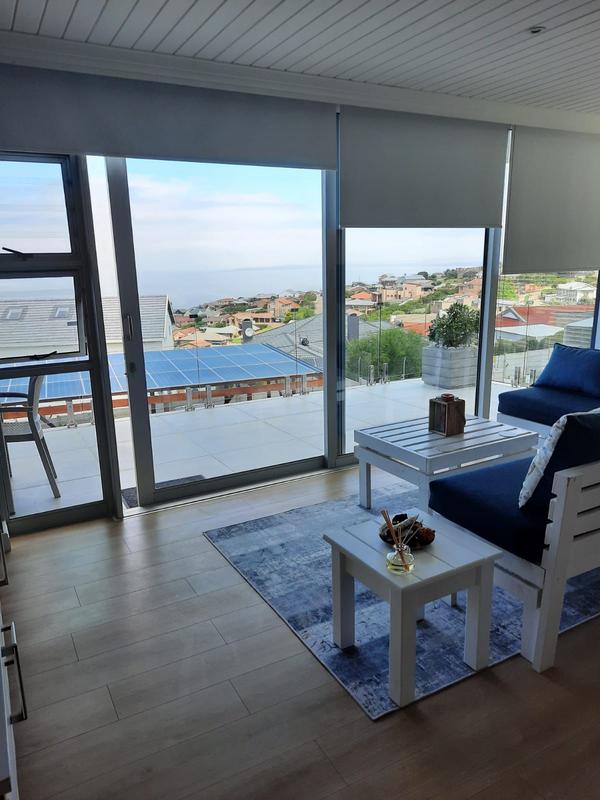 To Let 1 Bedroom Property for Rent in Dana Bay Western Cape